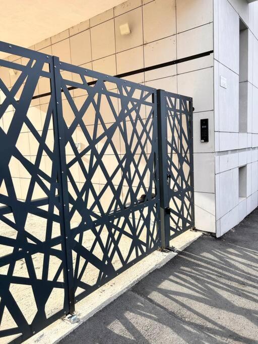 Apartamento Industrial Style Bucarest Exterior foto